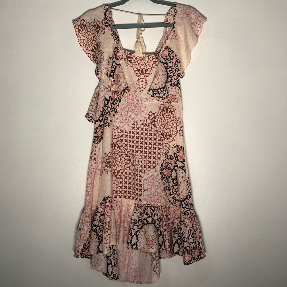 Three Days Ruffle Pattern Dress - Picture 5 of 7